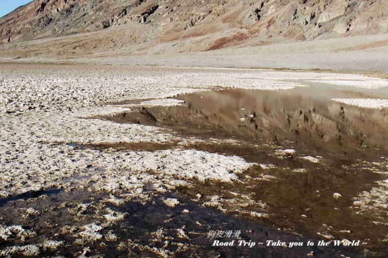  【美國西岸．死亡谷國家公園-南端】 惡水盆地Badwater Basin - 狗皮滑滑-自助．自駕遊 Motiv 